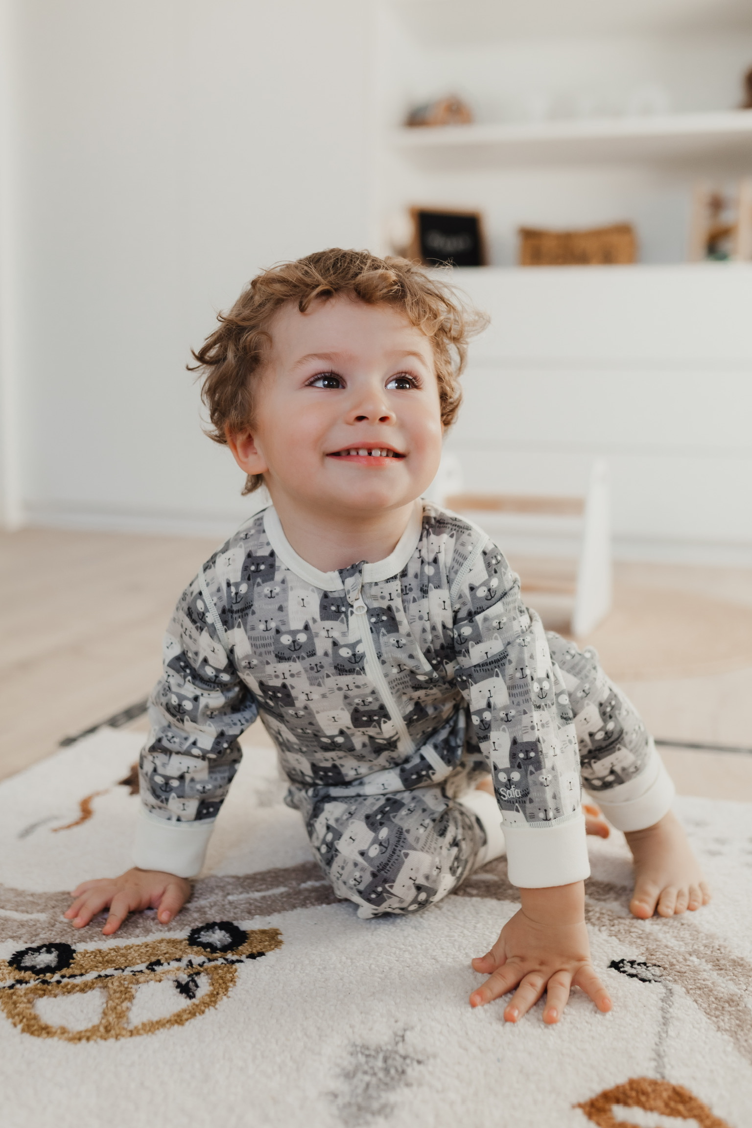 Zweilagige SAFA-Kleidung aus Merino und Bambus für Sommer und Reisen