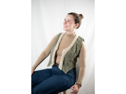 Vestička s beránkem