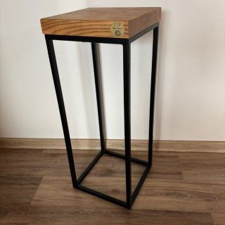 ✨ Objevte náš odkládací stolek FUSION! Spojení stylu a praktičnosti v jednom. Díky svému univerzálnímu designu se skvěle...