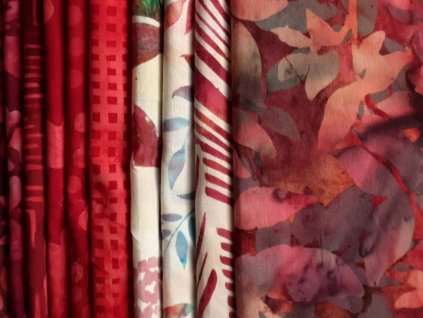 Hoffman Bali batika cervena