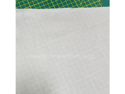 MAGIC WHITE srážecí polyester látka, šíře 50,4cm, 75g/m2