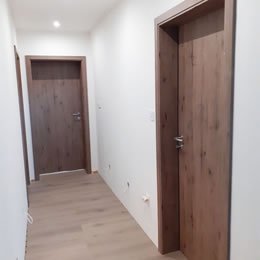 Dvere Hormann Baseline – Duradecor Tmavý dub