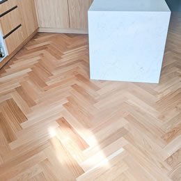 Herringbone drevené parkety hrúbka 11mm