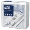 tork jemny bily ubrousek vecere 3 vrstvy 39 x 39 cm 1 8 bila 100 ks