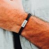 pansky kozeny naramok s textom leather cierny striborna detail