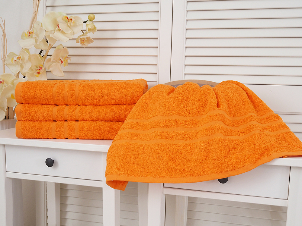 B.E.S. - Petrovice, s.r.o. Bavlněná froté osuška 70x140 Classic - Oranžová