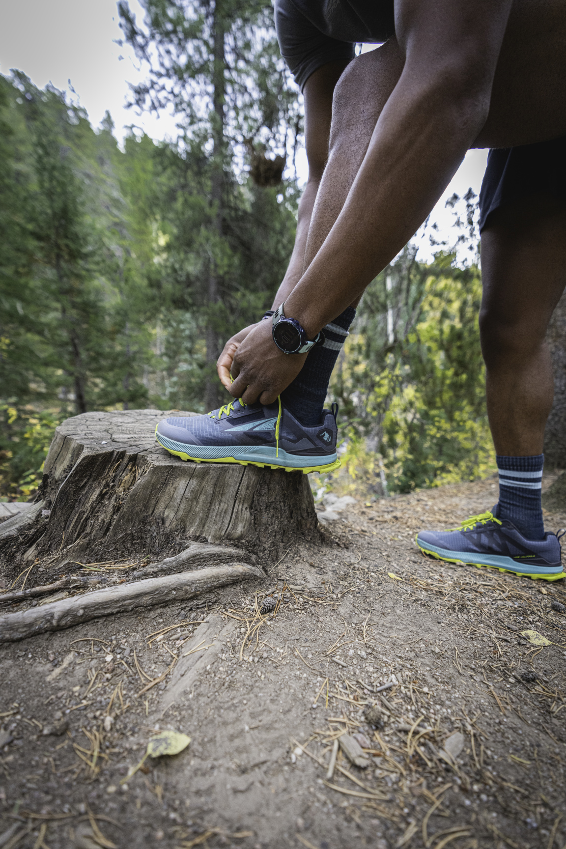 24S_Trail_LonePeak8_Mens_black-green_4