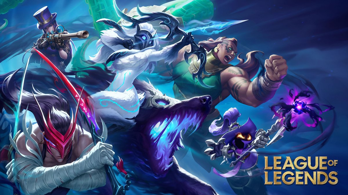 Herní počítač BestComp postavený na League of Legends stojí vedle monitoru s rozehranou MOBA arénou