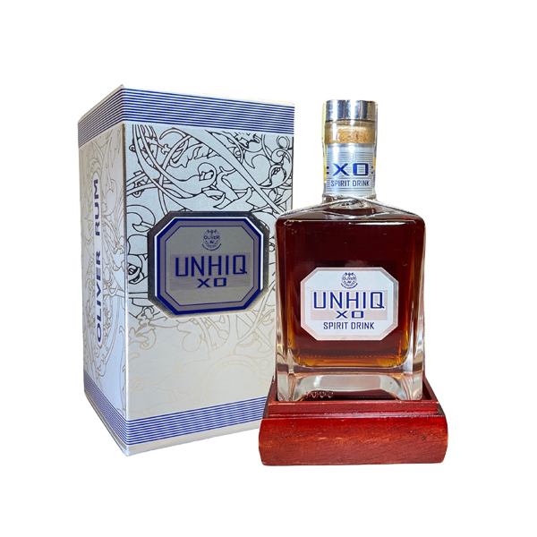 Unhiq X.O. malt rum 42% 0,5 l (karton)