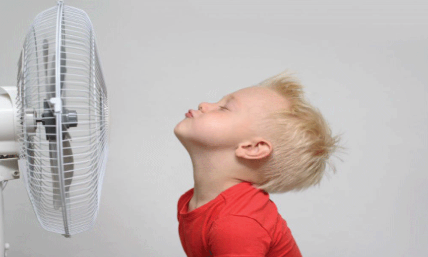 Ventilátor: Jak se zchladit během letních veder bez klimatizace?