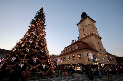 vianocny_stromcek_na_namesti500x300