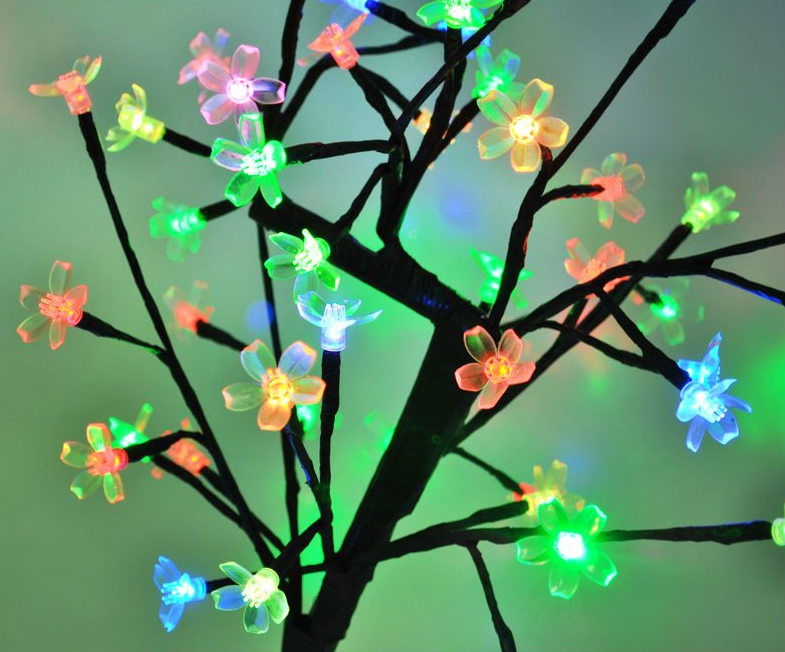 Weihnachtsdekoration - Beleuchteter Baum 48LED Mehrfarbig