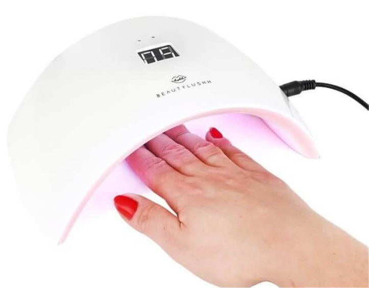 lampa_na_nechty