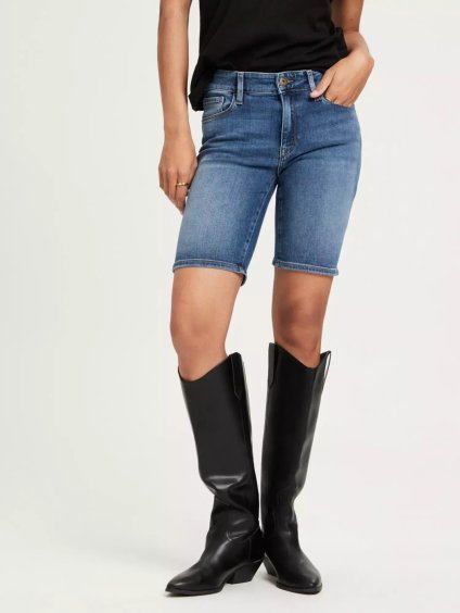 Anya Short P 528 006 (1)