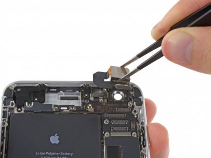Servis iPhone 6 - Výměna fotoaparátu