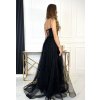 černé třpytivé šaty na ples