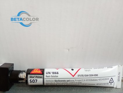 Sika® Primer-507 je založena na Purform ®,  předním polyuretanovém průmyslu./Aplikátor základního nátěru pro lepidlo na okna