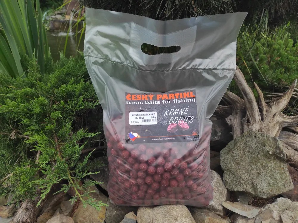 Český Partikl Krmné boilies 5kg 20mm - JAHODA