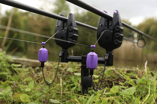 Fox Black Label Edition Dumpy Bobbin Purple - fialová