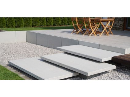 Betónová platňa na levitujúce schody 60x160 cm pre moderné schodiskové riešenia