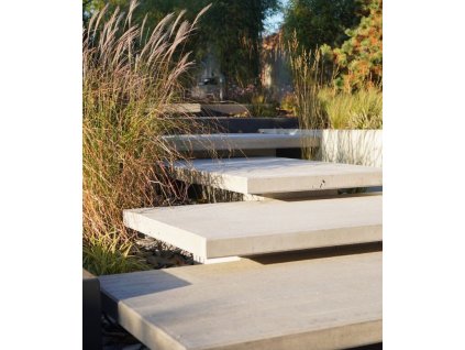 Betónová platňa na levitujúce schody 60x200 cm pre moderné schodiskové riešenia