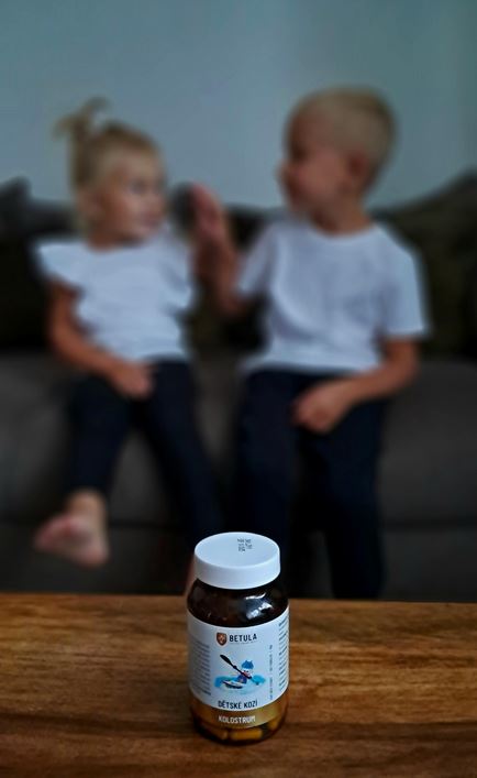 Monika Valchářová