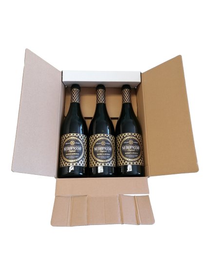3 bottiglie di Neropasso, Veneto, IGT, Biscardo, 0,75l, 13,5% in confezione regalo