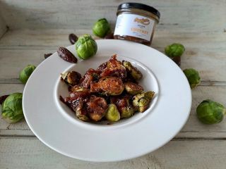 Datlové chutney 🫶 Sladká a zároveň kořenitá chuťová kombinace je ohromujicí! Skvělý doplněk k zelenině, ale i k masu 🥩,...