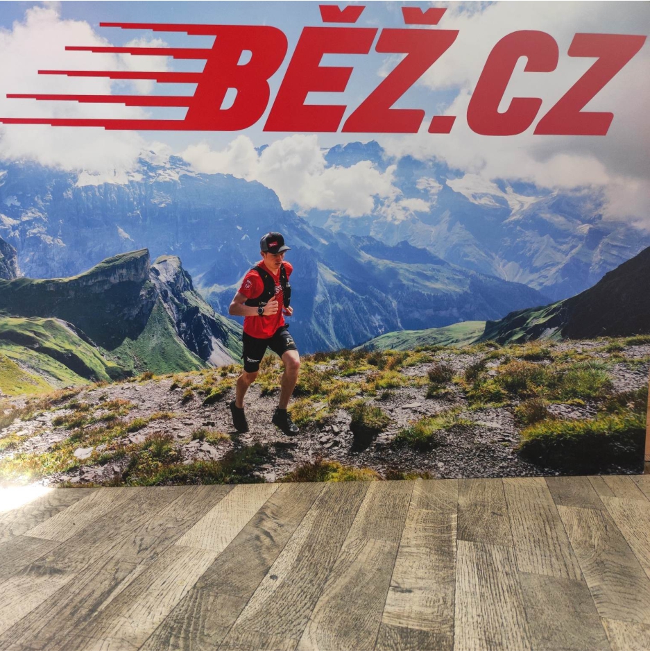 Outlet značek Salomon, Altra, Inov-8, Saucony, Crazy, Compressport aj. v Olomouci na půlmaratonském expu 16.-17.6.. SLEVY AŽ 50%