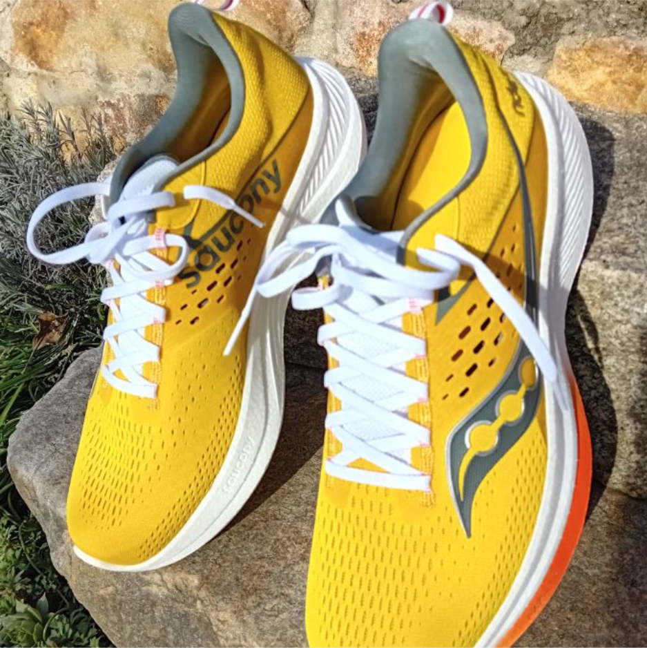 Silnička Saucony Ride 17 - rychlost nebo objem? Zvládne obojí!