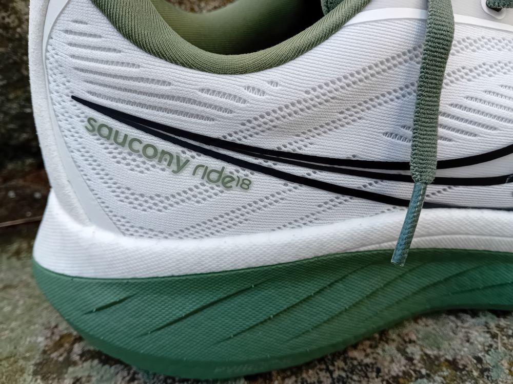saucony2