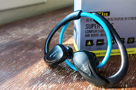 Porovnanie najpredávanejších bezdrôtových slúchadiel za uši