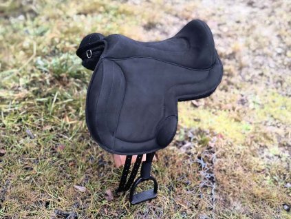 ORX Barnet  M/L  bezkostrové sedlo