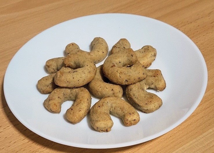 Vánoční cukroví: recept na vanilkové rohlíčky s lískovými oříšky