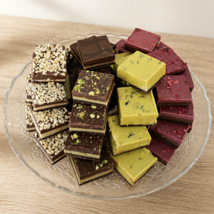 Nugáty kostka - více druhů