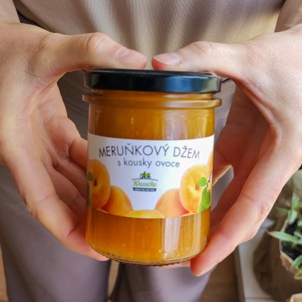 Meruňkový džem s kousky ovoce