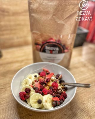 LESNÍ SMĚS - Lyofilizovaného ovoce 🍓🫐 👉 Dozdobí Vaši snídaňovou mísu svou sladkokyselou chutí a křupavou strukturou😍 👉...