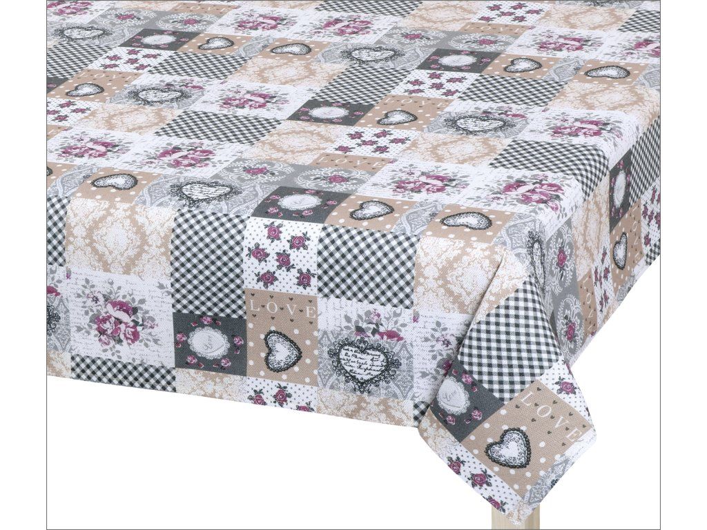 Ubrus patchwork love (Rozměr 120x140 cm)