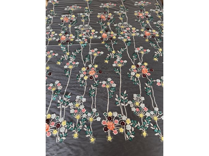 Krajka 3D Alena, ivory light/ mix barev