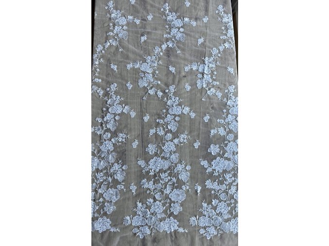 Svatební krajka Viktoria light ivory