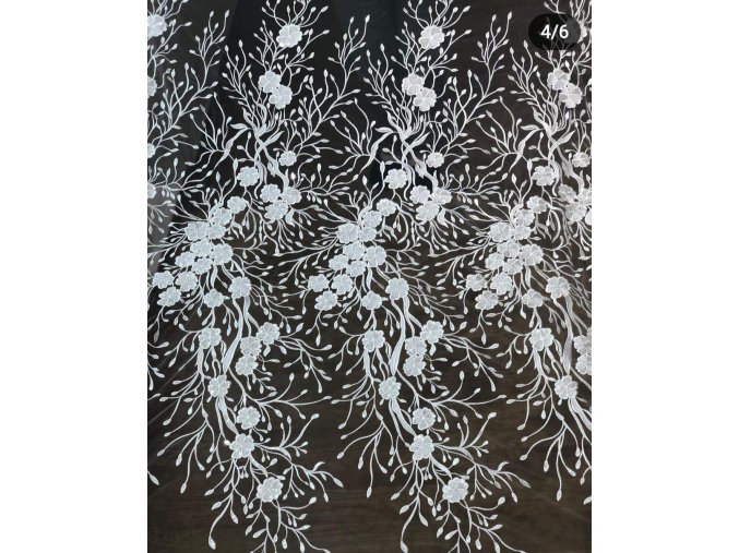 Krajka Adéla, ivory