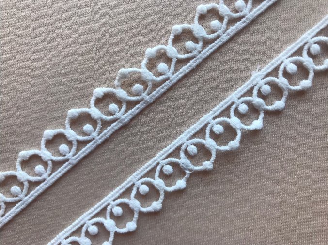 Krajkový lem typu "macrame" 15 mm