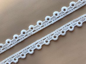 Krajkový lem úzký typu "macrame" 10 mm