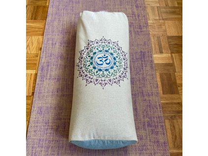 Bolster Aum Mandala