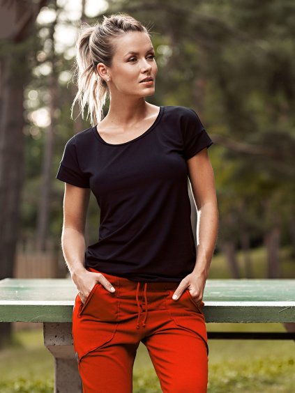 bamboo triko yoga agnes black cerna bhistyle front4a