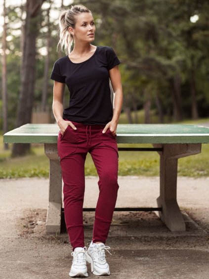 damske teplaky yoga roxane bordo bhistyle front2