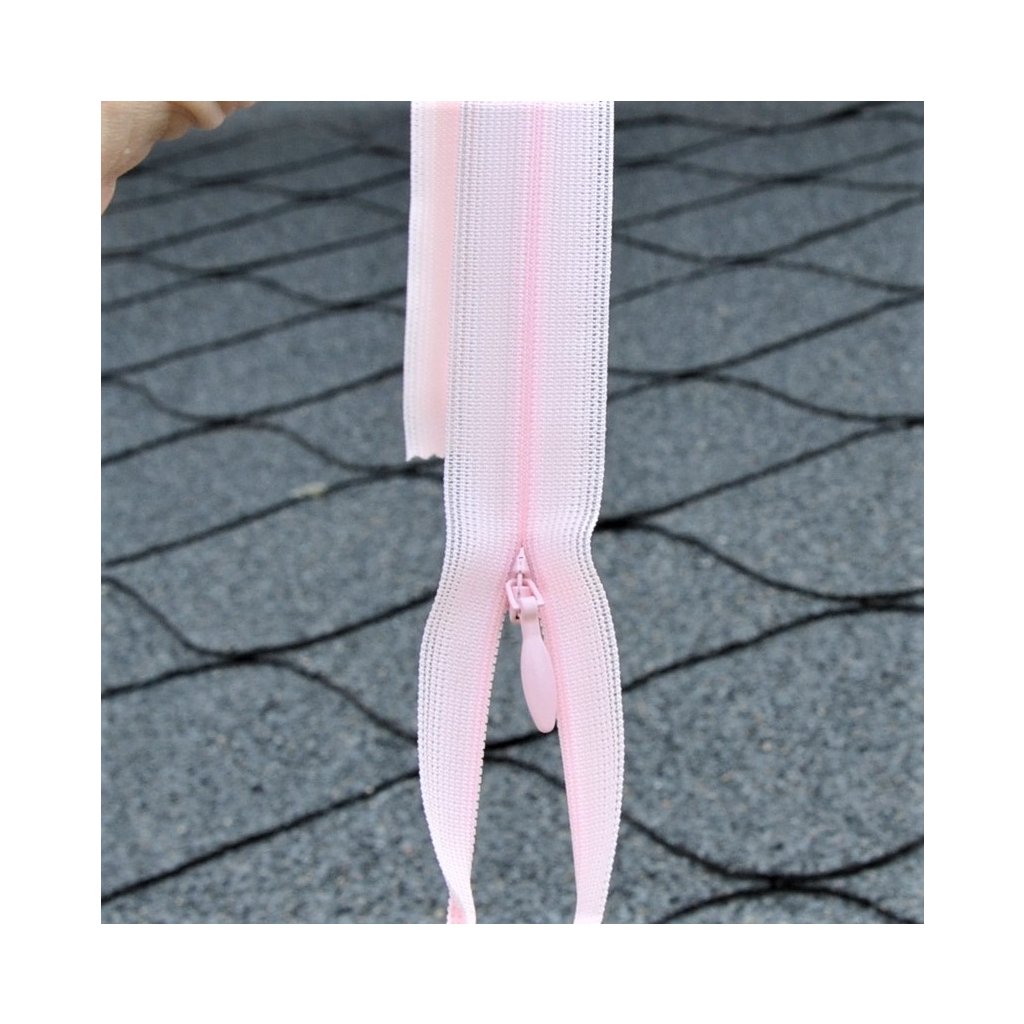 skrytý spirálový zip YKK - 20 cm růžový