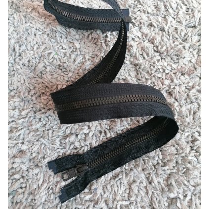 dělitelný kostěný zip YKK METALUXE - 61 cm, černá stuha, matné černé zuby