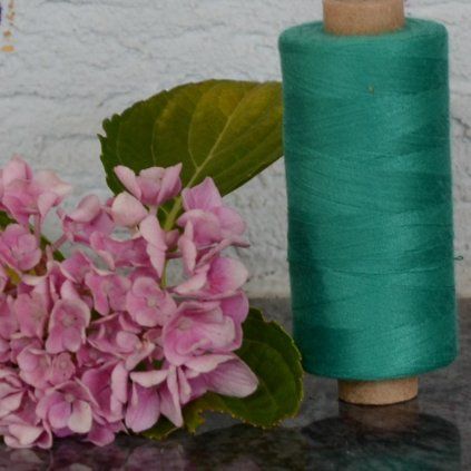 niť návin 1000 m tmavě zelená mint