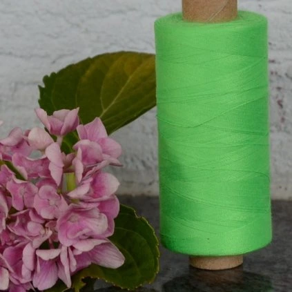 niť návin 1000 m zářivě zelená